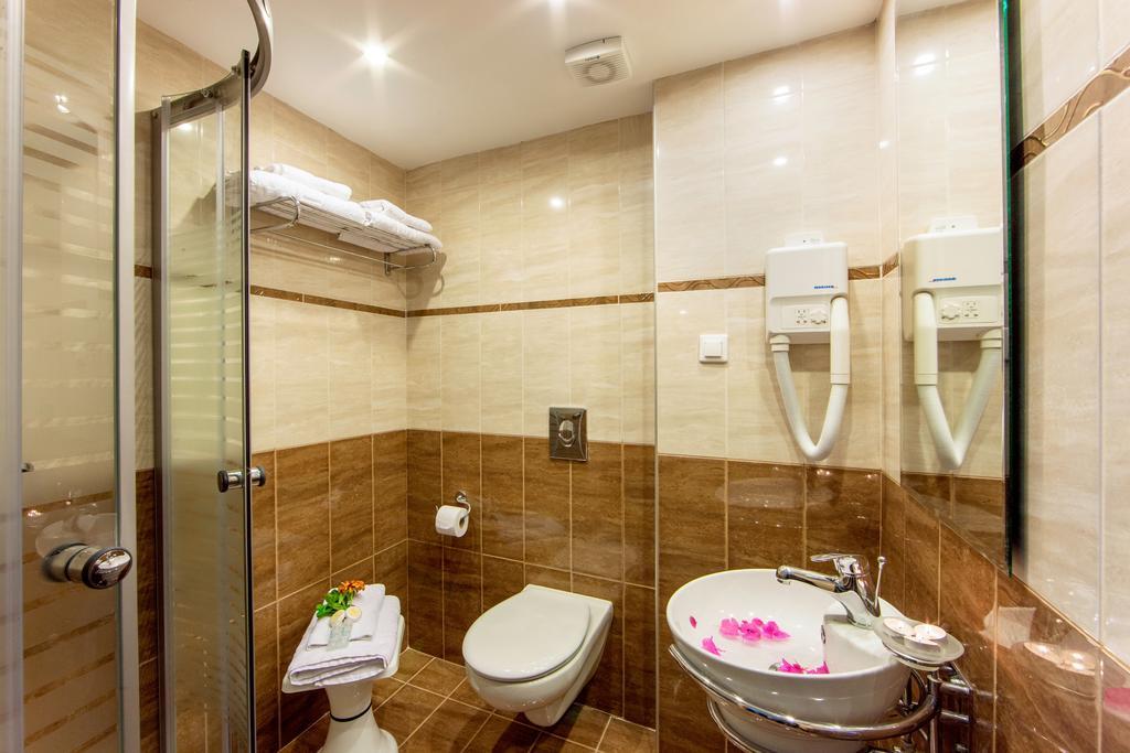 Marianna Palace Hotel 4*