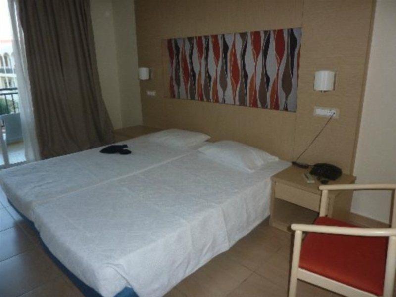 Marianna Palace 4*