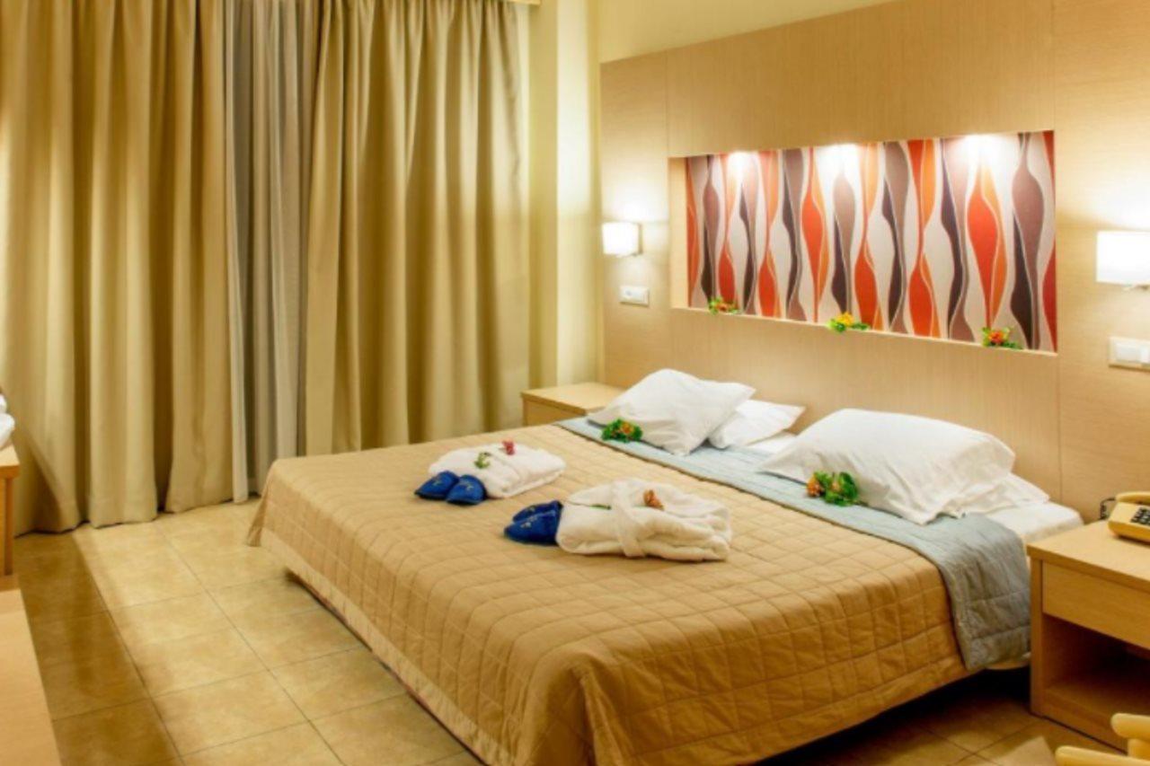 Marianna Palace Hotell 4*